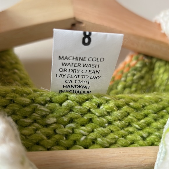 Children’s hand kint sweater with elf hood - Picture 7 of 10